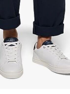 Ted Baker Mens Robberto
Leather Sneaker - size 7